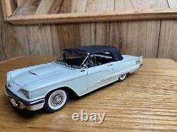 1960 Thunderbird Convertible Danbury Mint Limited Edition #2095 Very Rare