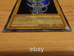 Blue-Eyes White Dragon YAP1-EN001 Very Lightly Played VLP Ultra Rare