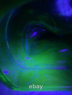 Boyd's Glass VERY RARE Limited Edition Vintage Uranium Glass Praying Hands