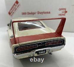 Danbury Mint 1/24 Scale 1969 DODGE DAYTONA Limited Edition & Very Rare