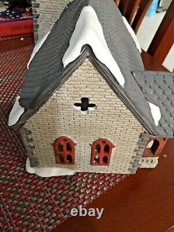 Department 56 Dickens Village Norman Church Very rare. Limited #2936/ 3500