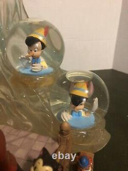 Disney Auctions Pinonchio Snow Globe. Limited Edition. VERY RARE