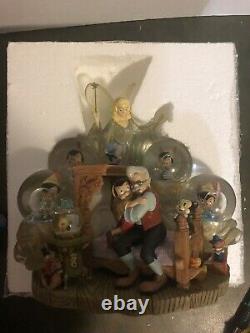 Disney Auctions Pinonchio Snow Globe. Limited Edition. VERY RARE