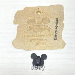 Donald Duck Limited Edition Disney Pin VERY RARE 2010