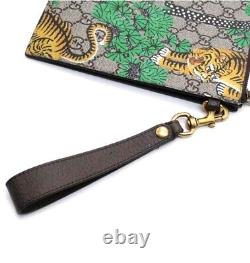 GUCCI GG Supreme Tiger Print Beige Clutch Bag Unisex Very Rare Used JPN Limited