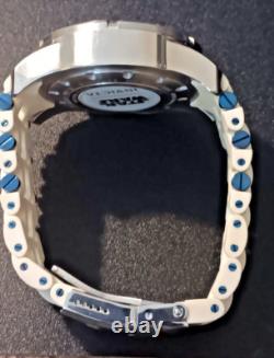 Invicta Star Wars R2D2 limited edition watch very rare. Out of stock everywhere