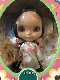 Neo Blythe Very Cherry Berry Doll Rare Japan New F/S Takara Tomy Figure Limited