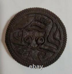 Pokémon Mew Oreo Cookie Limited Edition 25th Anniversary Very Rare Hard To Find