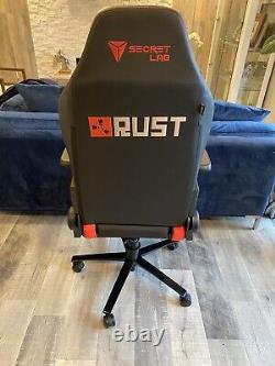 Secretlab RUST CHAIR GAMING CHAIR VERY RARE & LIMITED Leatherette Gaming Chair