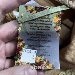 Skirt Michal Negrin flowers made in Israel very rare limited collector's item