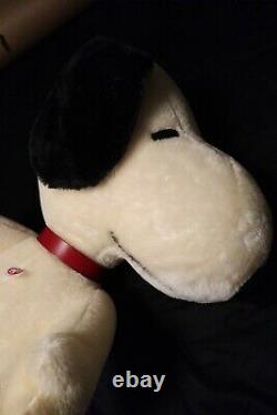 Steiff snoopy 31 Tall jointed very rare limited edition Peanuts Snoopy Steiff