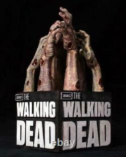 The Walking Dead Bookends By Gentle Giant. Very Rare Collectible Limited Edition