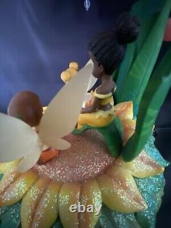 VERY RARE HIGHLY SOUGHT AFTER Disney Store Tinkerbelle Fairies Lamp! LIMITED