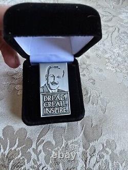 VERY RARE Walt Disney LEGACY AWARD 2010 LIMITED EDITION OF 1000