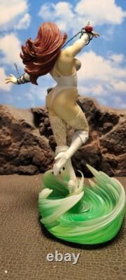Very Rare 13 Dawn Water Swirl LIMITED EDITION Statue withCOA MINT In MINT BOX