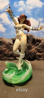 Very Rare 13 Dawn Water Swirl LIMITED EDITION Statue withCOA MINT In MINT BOX