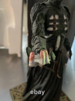 Very Rare 15 Hellraiser Pinhead Limited Edition 557/1500 Statue NECA