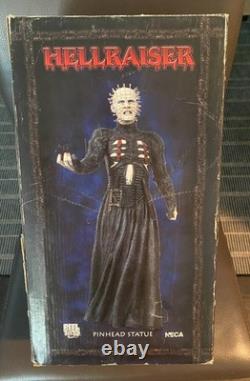 Very Rare 15 Hellraiser Pinhead Limited Edition 557/1500 Statue NECA