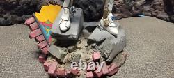 Very Rare 22 Requiem Limited Edition Statue Diorama MINT In MINT BOX