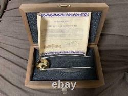 Very Rare Harry Potter Golden Snitch withsigned original Letter Limited Authentic