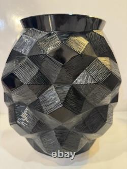 Very Rare Lalique Limited Edition Large 10.5Black Tortue Vase Excellent