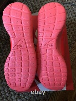 Very Rare Limited Nike Roshe Run Hyp Laser Crimson Hyper Punch