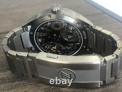 Very rare Zelos Skyraider 2 Titanium Skeleton. Limited edition, no. 43/100