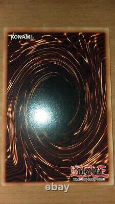 Yugioh Trap Hole LOB-058 Super Rare Misprint Foil Shift Streaks VERY RARE VLP