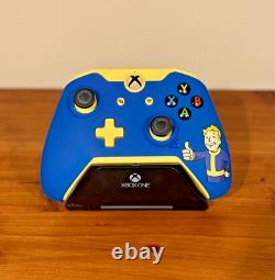 0527/5000 MANETTE FILAIRE XBOX VAULT BOY DE FALLOUT TRÈS RARE ET EN ÉDITION LIMITÉE