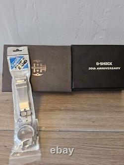 Casio G-Shock DW-6930BS-8JF Gros Jeton Très Rare 30e Anniversaire Basel World