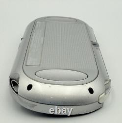 Console Sony PS Vita PCH-1000 Argent Glacé Boîte Limitée Très Rare Très Bon État