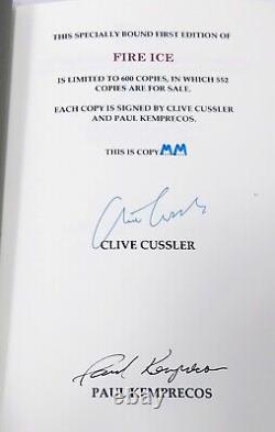 Édition limitée Fire Ice de Clive Cussler très rare avec double signature sur la couverture.