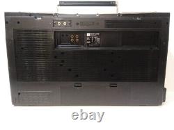 Édition limitée très rare de la BOMBEAT 40 TOSHIBA BOOMBOX RT-S913, de style vintage.