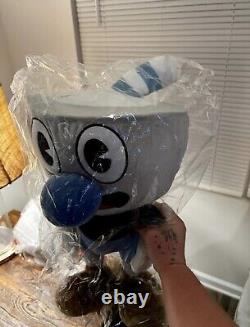 Ensemble de peluches JUMBO Cuphead et Mugman Neuf TRÈS Rare Édition Limitée