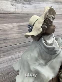 Figurine en porcelaine Lladro Goyesca / Vendeuse de pommes Très rare? Édition limitée