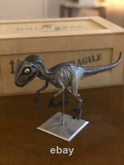 Jurassic Park Bébé Velociraptor Prop Replica Limited Edition (2/100) Très Rare