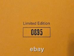 Livre relié édition limitée S2000 S/N #895 Très rare