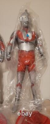 Lot de 4 figurines géantes Ultraman Édition limitée 1 sur 200 chacune Très RARE