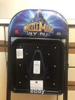Paire De Très Rares Wwe Wrestlemania 29 Ny/nj Limited Edition Ringside Chairs