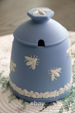 Pot de miel Wedgwood Abeilles, très rare jaspe bleu en édition limitée, très peu fabriqués