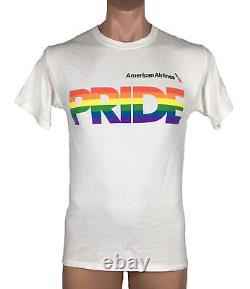 T-shirt rétro en édition limitée très rare American Airlines PRIDE taille petite LGBTQ