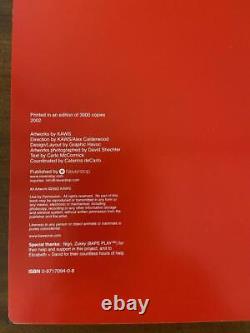 Traduisez ce titre en français : KAWS C10 Art Book très RARE du Japon 2002, 3000 exemplaires limités expédiés avec DHL.
