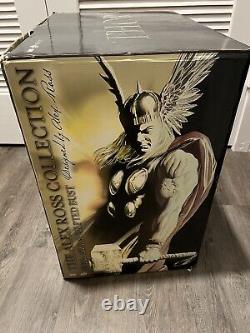 Très rare buste à l'échelle 1/11 de Thor de 2006 par Alex Ross, édition limitée. /430