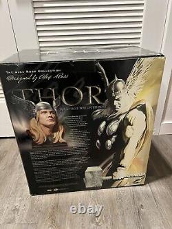 Très rare buste à l'échelle 1/11 de Thor de 2006 par Alex Ross, édition limitée. /430