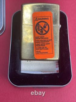 VTG TRÈS RARE ZIPPO LIMITÉ 1997 AQUARIUS ZODIAQUE BARRETT SMYTHE en Laiton & Non Utilisé