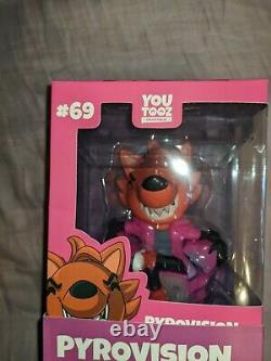 Very Rare Youtooz Pyrovision #69 Figure Collectible Glow Dans Le Dark Prototype