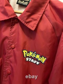 Veste Pokémon Staff Adulte M 10ème Anniversaire Très Rare Édition Limitée Pikachu