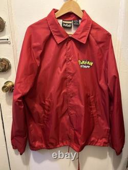 Veste Pokémon Staff Adulte M 10ème Anniversaire Très Rare Édition Limitée Pikachu