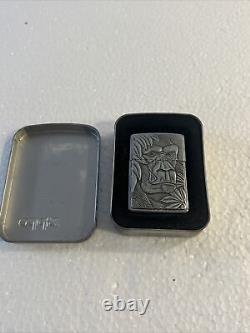 Vtg Très Rare Briquet Zippo Limité de 1995 avec Emblème en Étain Gorilla Barrett Smythe